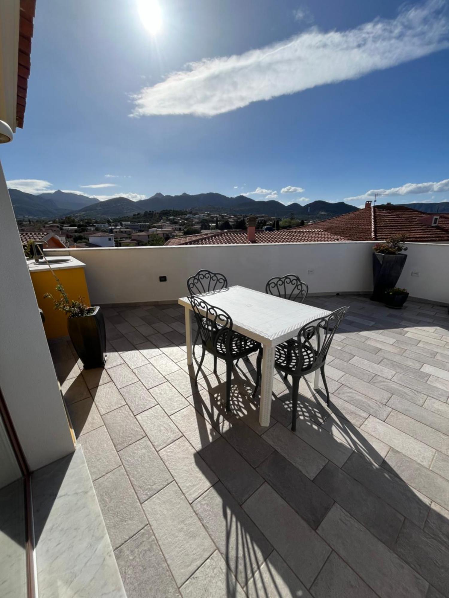 B&B Florian San Teodoro  Εξωτερικό φωτογραφία